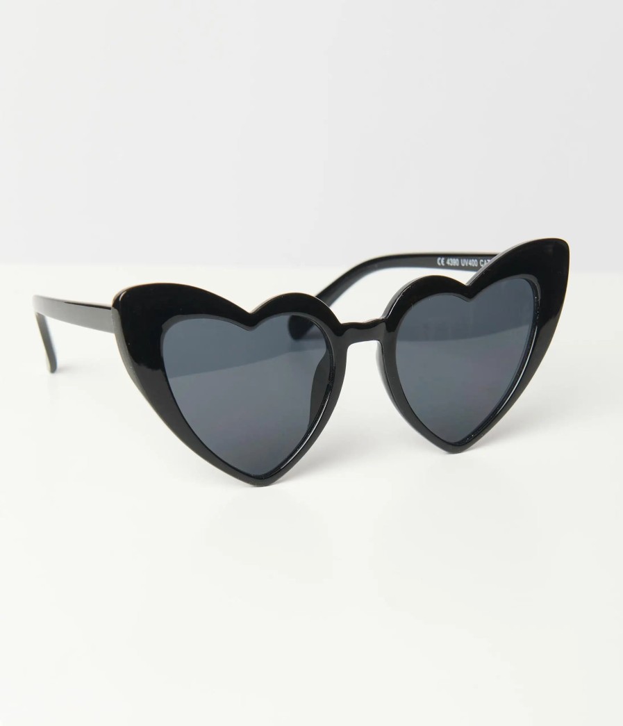 * Unique Vintage Black Heart Sunglasses Swim Accessories