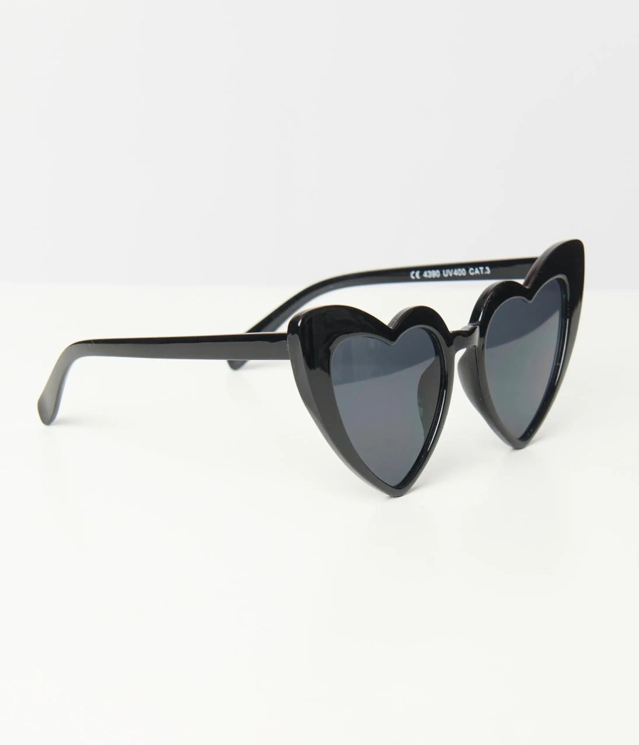 * Unique Vintage Black Heart Sunglasses Swim Accessories