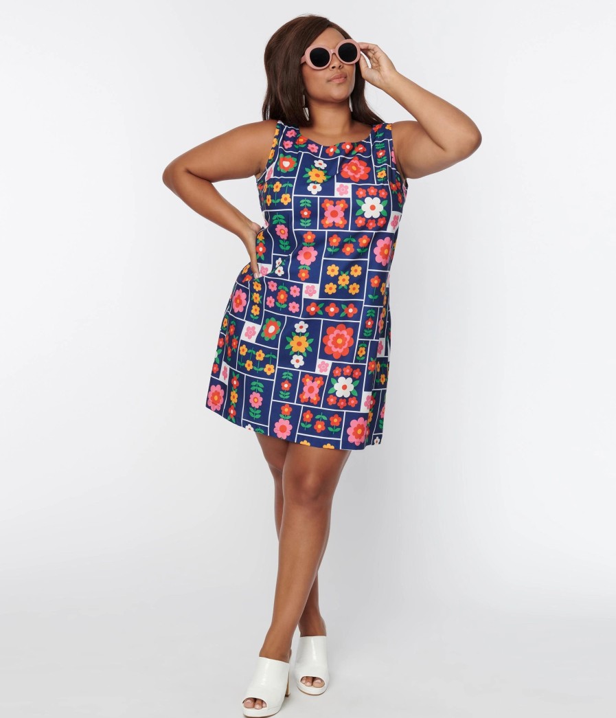 * Smak Parlour Plus Size Navy & Floral Wallpaper Sleeveless Mini Dress Fit & Flare