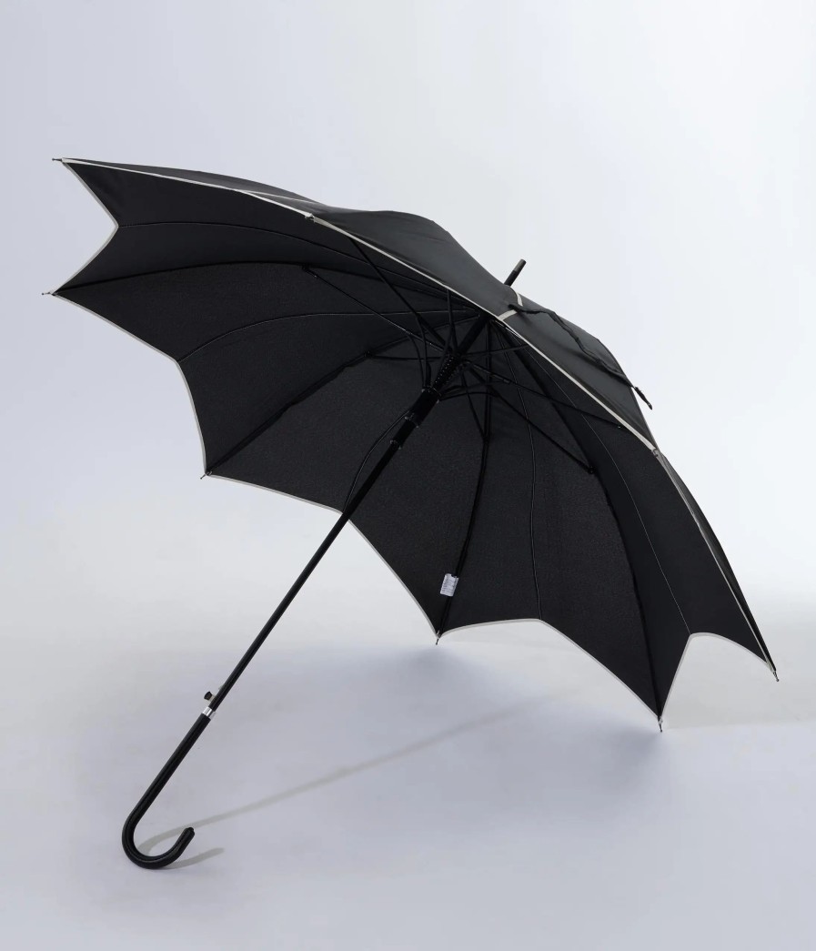 * Soake (Faire) Black & White Trim Umbrella Swim Accessories