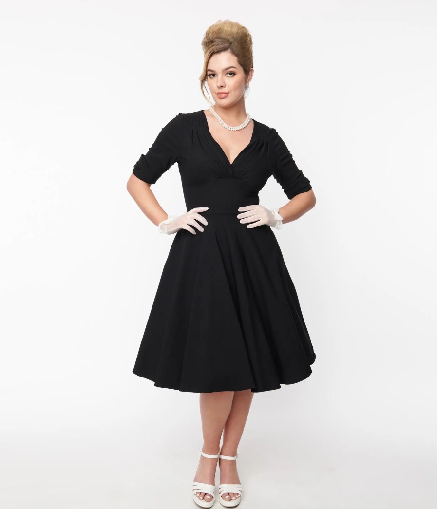 * Unique Vintage Black Delores Swing Dress With Sleeves Swing