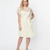 * Unique Vintage Ivory Floral Lace Bridal Swing Dress Swing