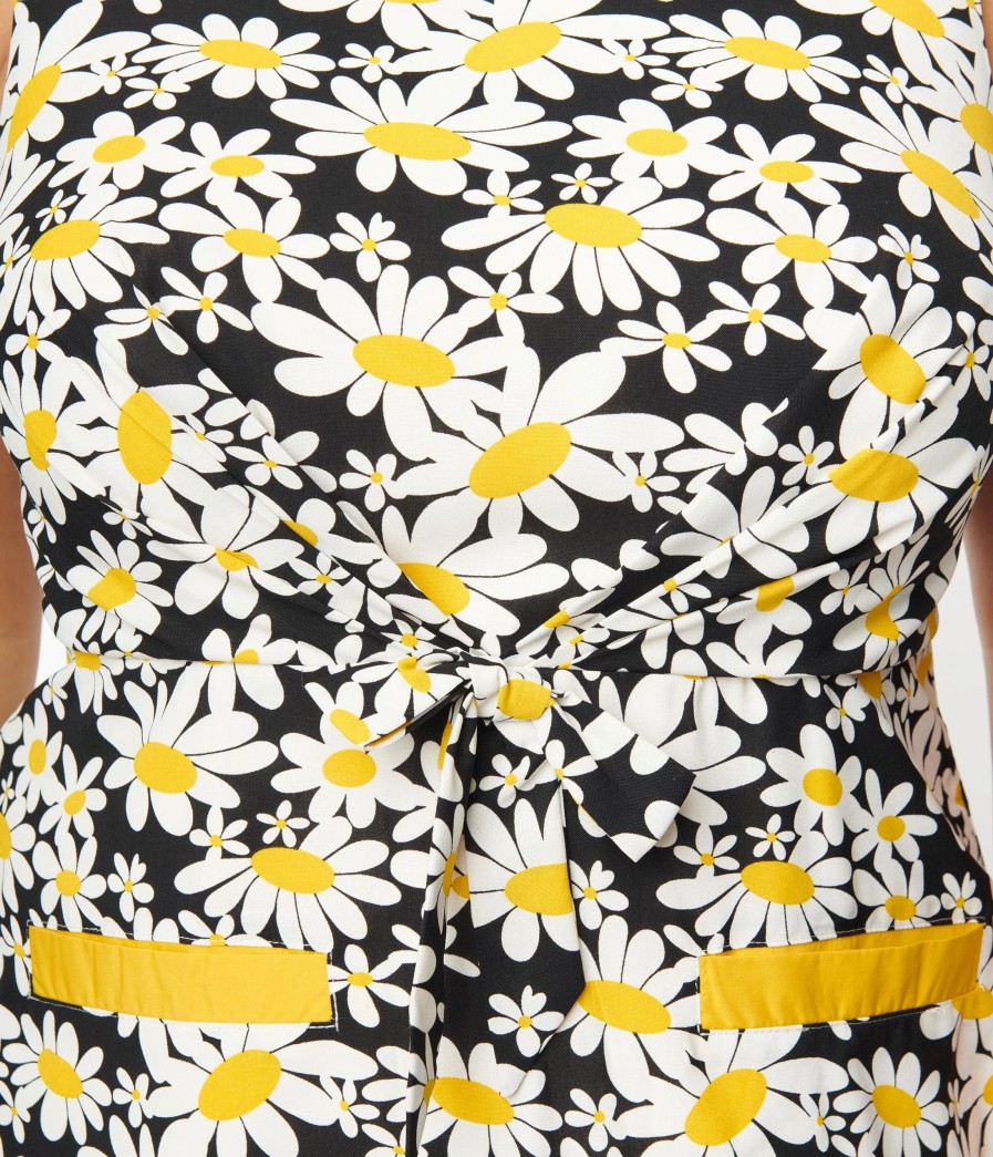 * Smak Parlour Black & White Daisies Tie Front Shift Dress Everyday