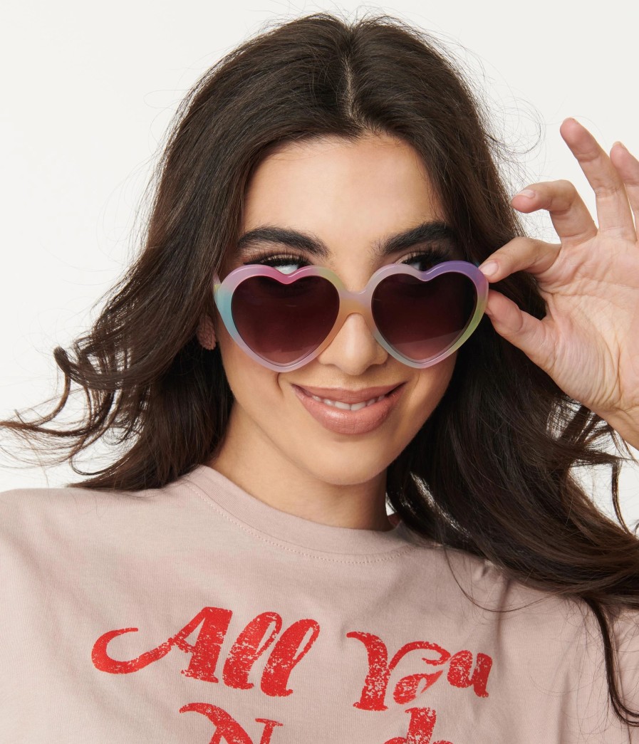 * Aj Morgan Eyewear (B2B Wholesale) Pastel Rainbow Ombre Candy Heart Sunglasses Swim Accessories